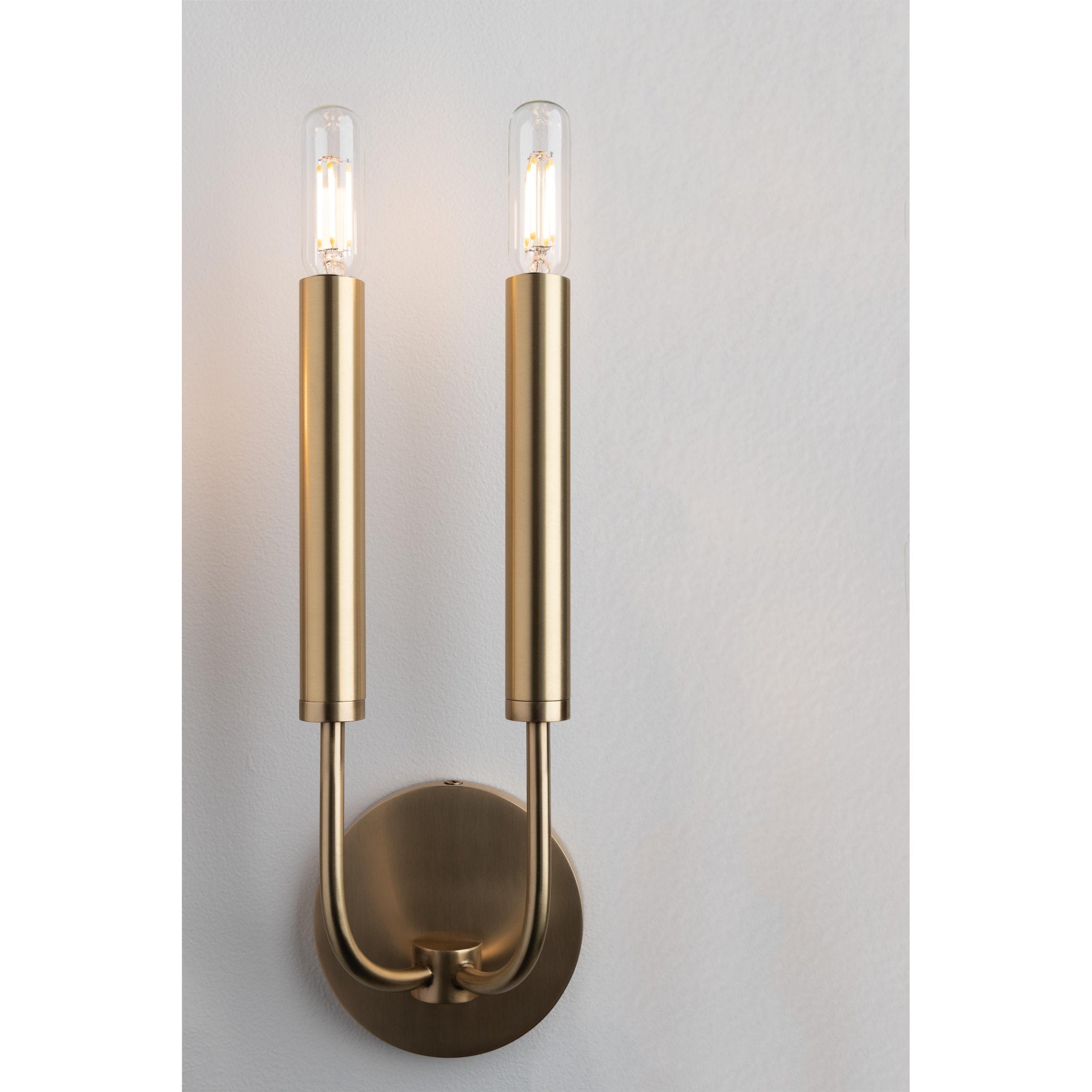 Gideon 10 Light Chandelier in Aged Brass