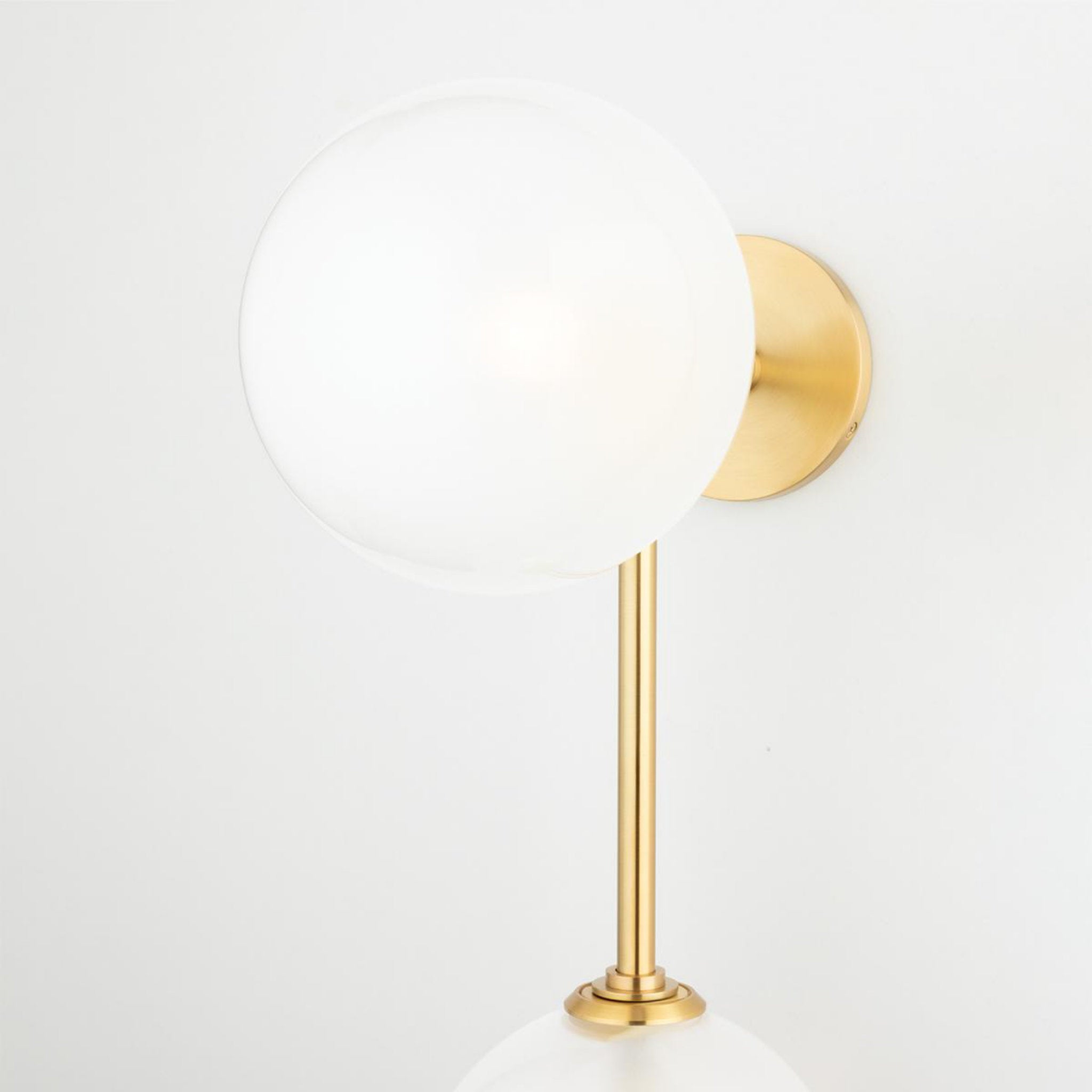 Ashleigh 2-Light Wall Sconce in Aged Brass